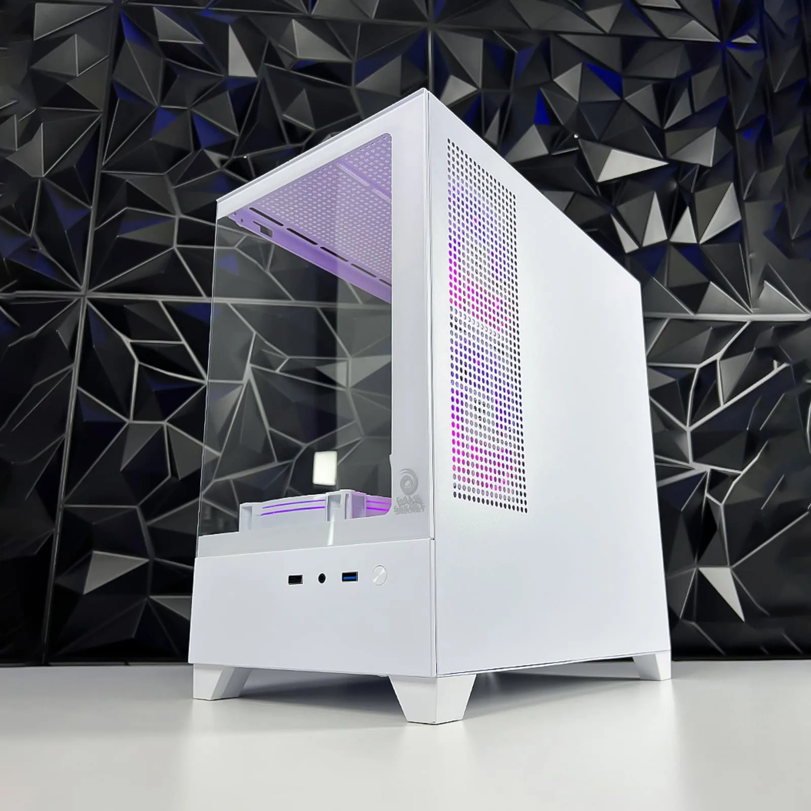 Game Sekret Nova Air white RGB gaming PC case with side glass panel and minimalist design.